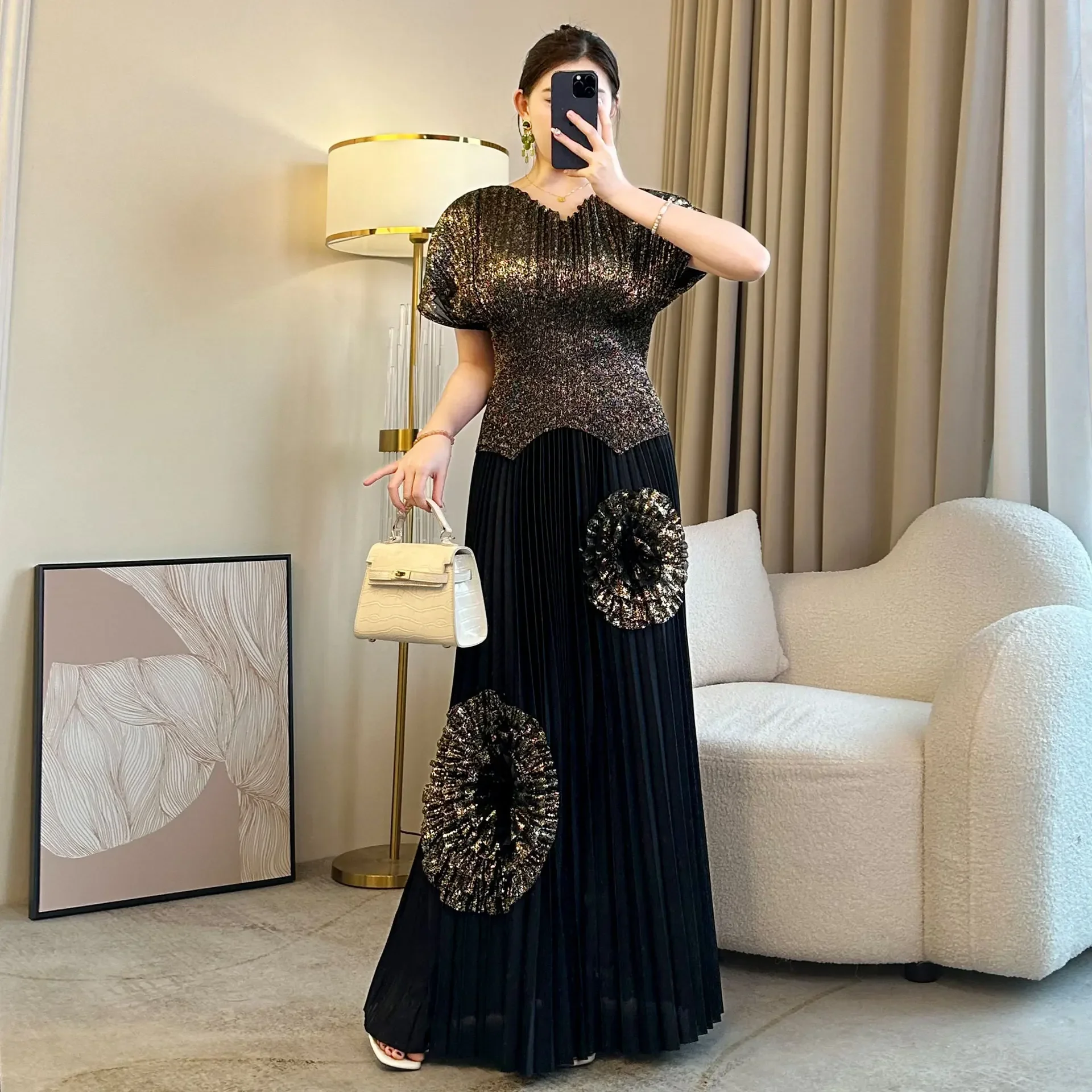 

Женский плиссированный костюм Miyake, новинка 2025 года, элегантный свободный и роскошный топ + юбка с цветочным принтом для тяжелой промышленности, комплект из двух предметов