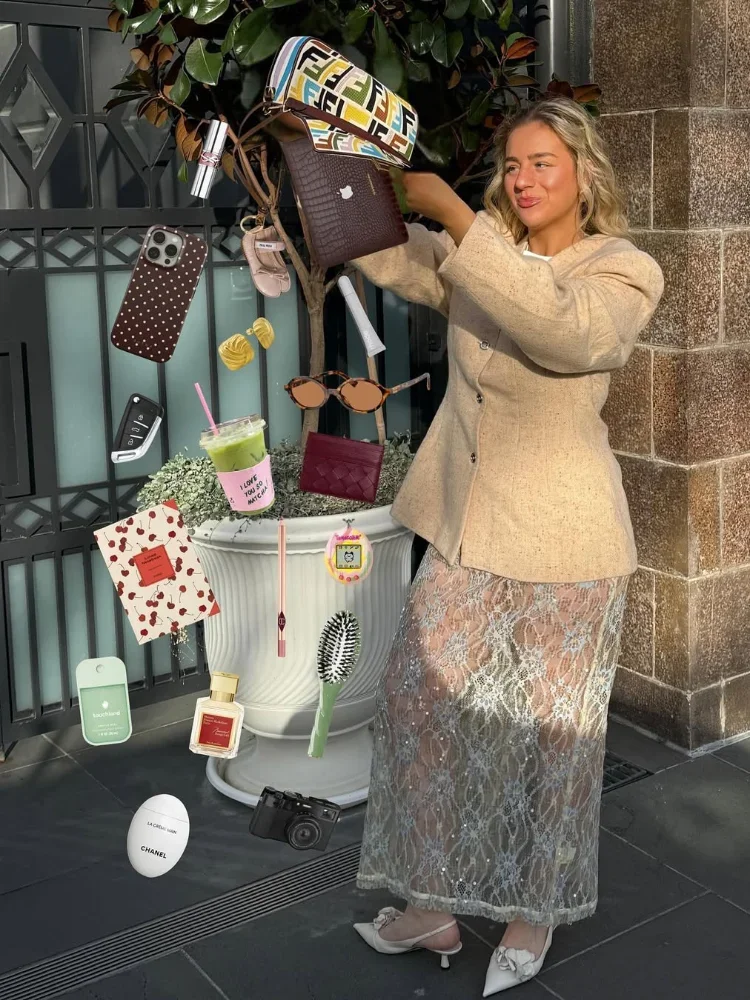 เสื้อเบลเซอร์ผ้าขนสัตว์สำหรับผู้หญิง แฟชั่นแขนยาว คอวี กระดุมแถวเดียว ทรงเข้ารูป เสื้อโค้ทบางเบา ฤดูใบไม้ร่วง 2025 แฟชั่นสตรี เสื้อคลุมสำหรับใส่ทำงาน