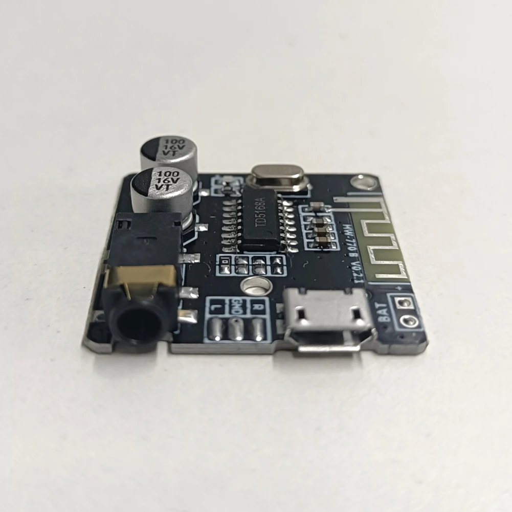 MP3 Lossless Decoder Board Bluetooth-Compatible 4.1/5.0 3.7-5V Wireless Stereo Music Module 2 Channels Micro USB 5V Powered