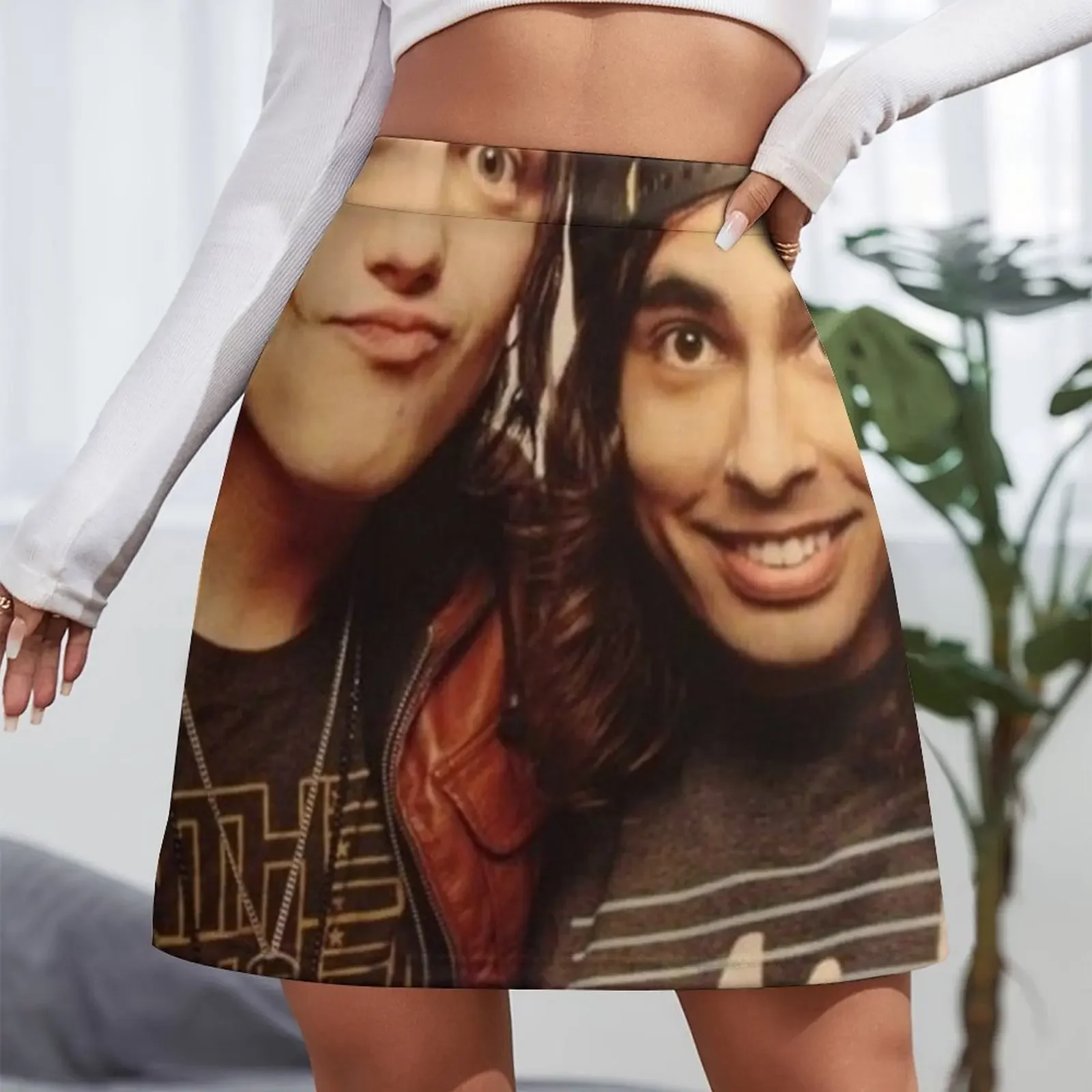 Kellin Quinn และ Vic Fuentes Mini Skirt เสื้อผ้าฤดูร้อนของผู้หญิง 2025 ชุดเสื้อผ้าสําหรับผู้หญิงกระโปรงมินิ