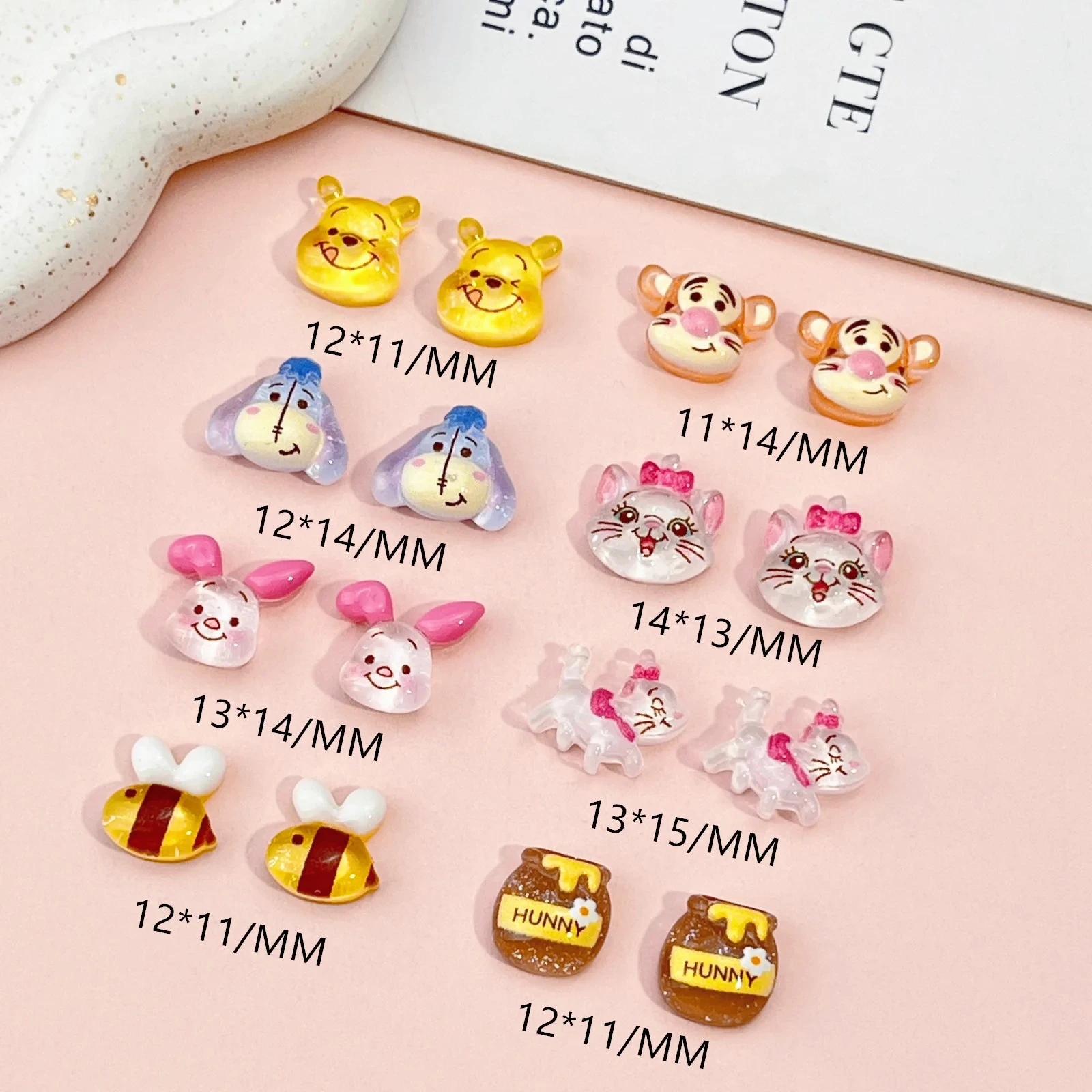 16pcs resin Winnie the Pooh, bee, cat Marie nail charms, Nail Decor DIY Accessories， Nail Decoration Supplie view 5