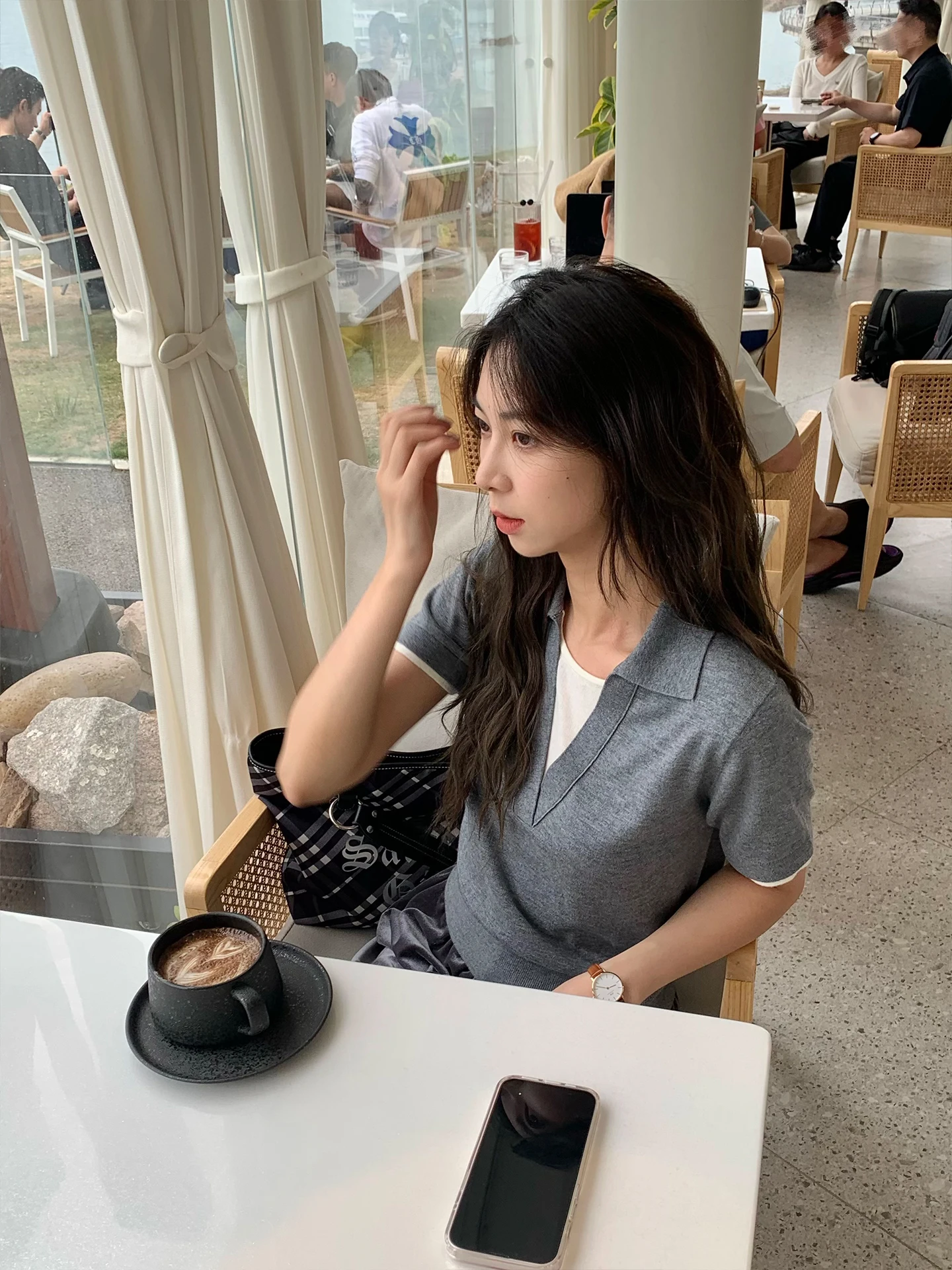 

JAYE VANTI Women's Slim Fit ort Sve Knitted V-Ne Collar Color Blo Base Layer Top Soft Polyester Blend Summer Wear