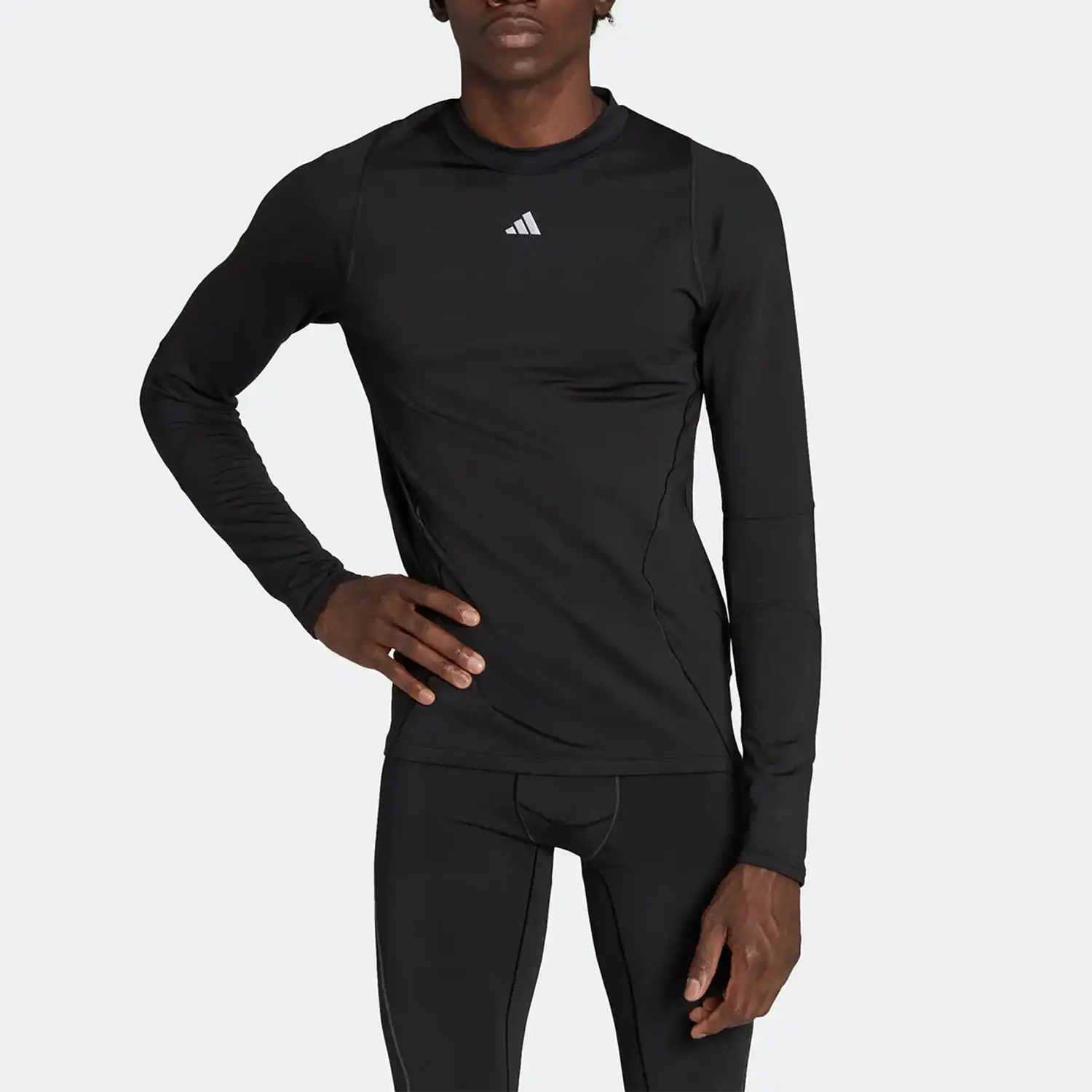 

Официальная мужская футболка Adidas TF CR LS TE для занятий спортом и фитнесом с длинными рукавами HD3521