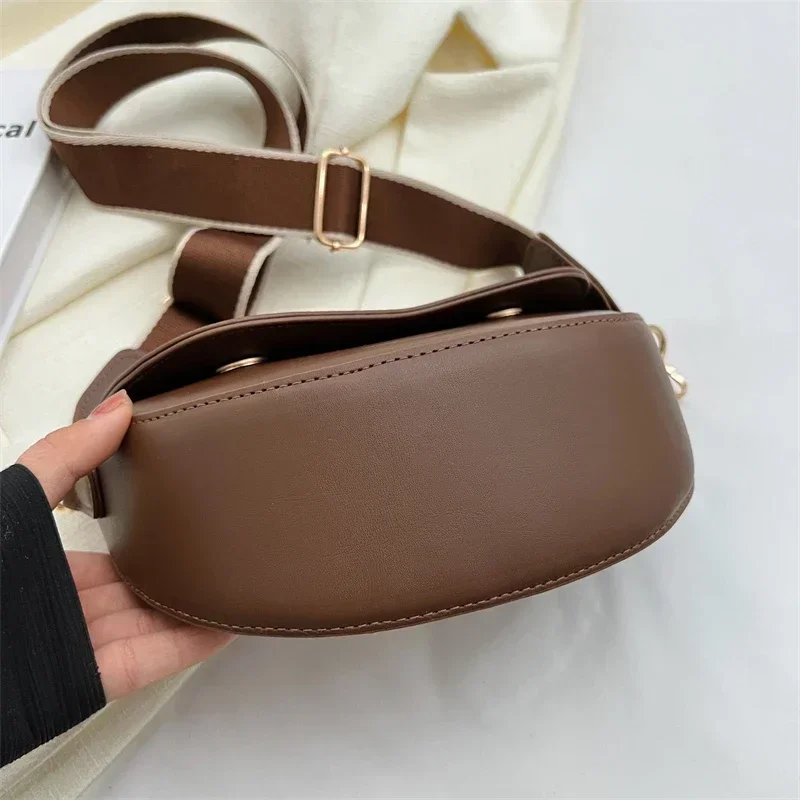 2024  Small Leather Saddle Armpit Bags for Women Bolsa Summer Chain Shoulder Crossbody Bag Ladies Vintage Underarm Handbags