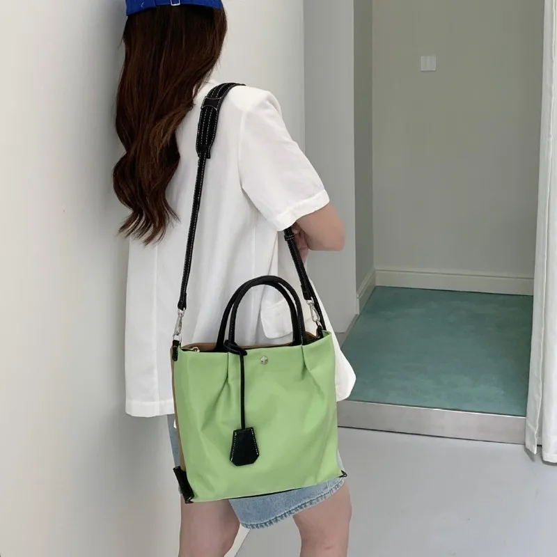 

2026 New Women Color Block Nylon Tote Bag Lightweight Waterproof Shoulder Purse Functional Crossbody Bag for Work Commute