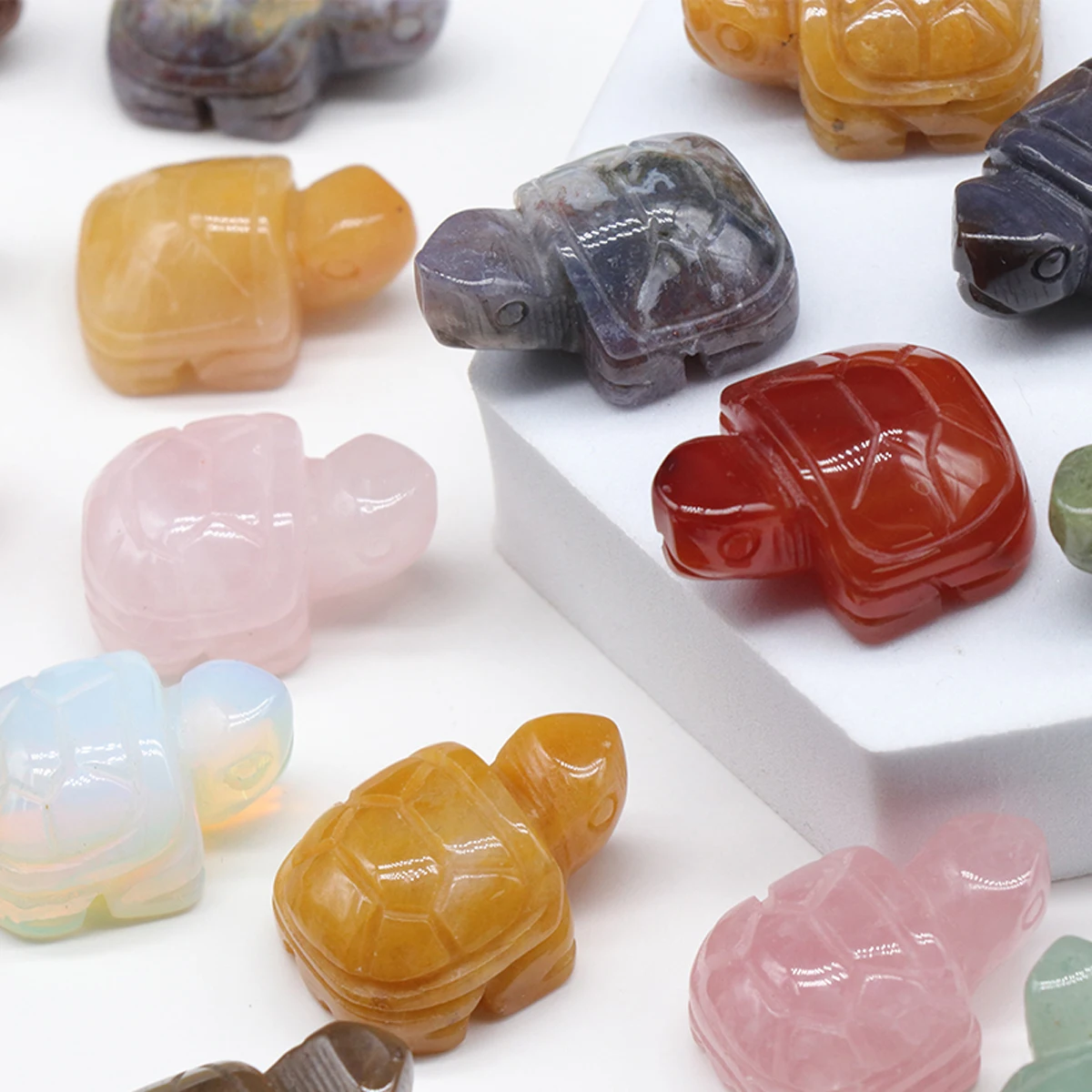 5pcs/set 26x20mm Cute Turtle Small Ornament Natural Stone Crystal Amethyst Agate Quartz Carved Animal Crafts Jewelry Accessories