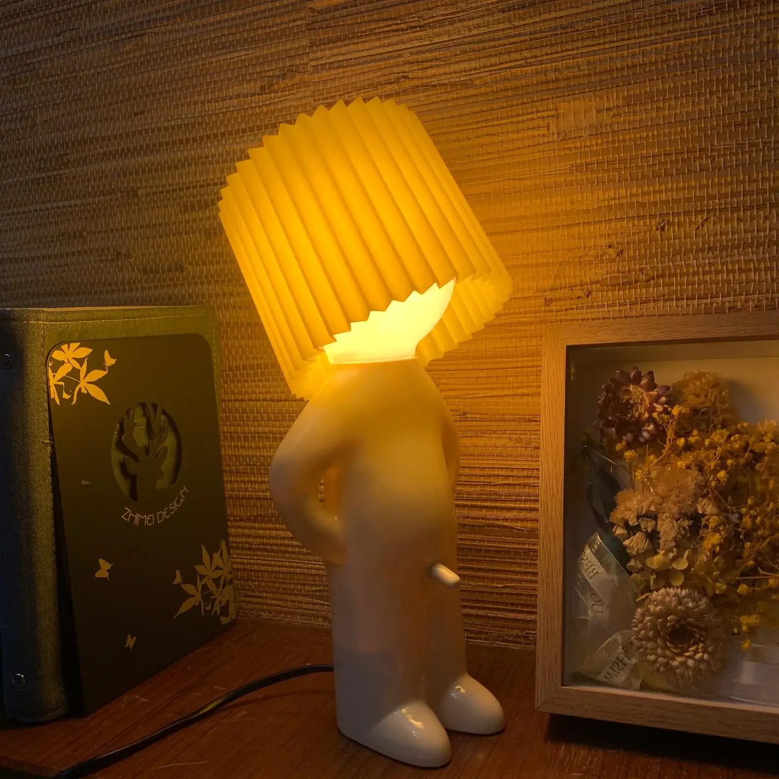 Mesa creativa, luces para libros pequeños, luz nocturna para niño travieso, lámpara de hombre tímido para niños, decoración para el hogar, habitación, mesita de noche, regalo