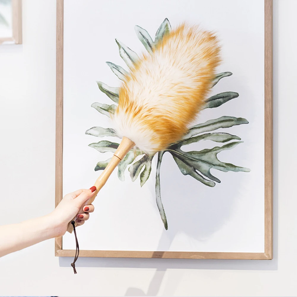 Wood Handle Dust Sweeping Feather Duster with Wooden Handle Lambskin Length 45 cm