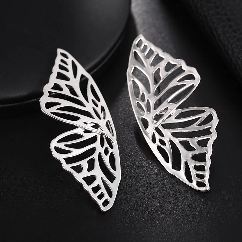 5Colors Hiphop Big Butterfly Stud Earring for Women Metal Angel Wing Pendant Ear Hyperbole Jewelry Valentine's Day Gift