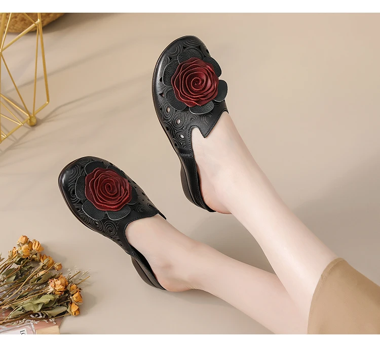 Neue große Blumen-Sandalen aus Rindsleder für Damen, Sommer-Mules mit Cut-Outs, niedrige Absätze, Retro-Luxus-Slipper-Sandalen, Slip-On-Schuhe für Damen – Detail 14