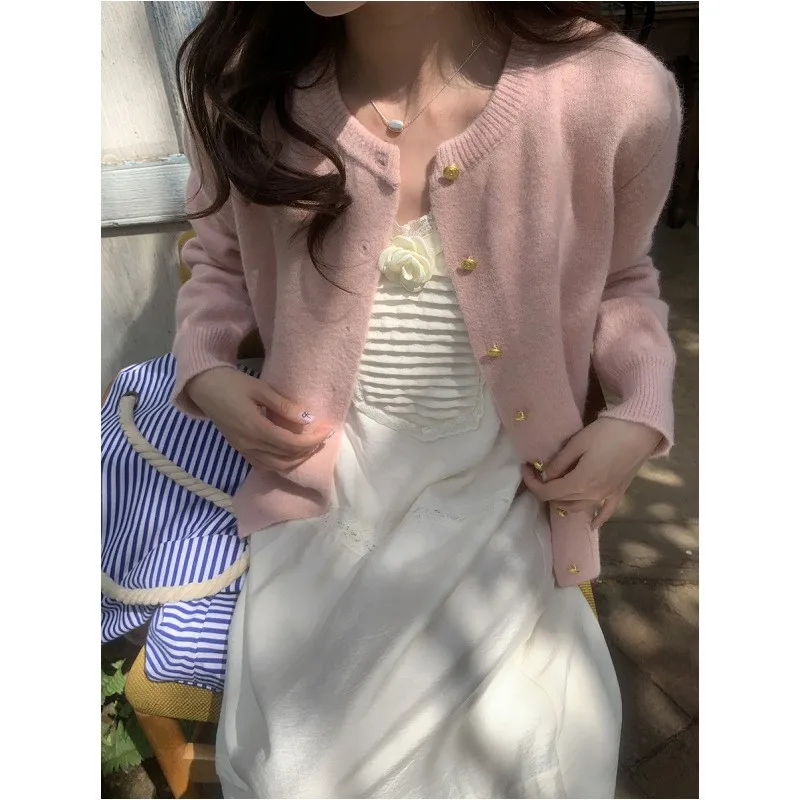 2026 Autumn O‑Neck Knit Cardigan Gold Button Long Sleeve Sweater Coat Women Spring Elegant Soft Casual Loose Knitwear Outerwear