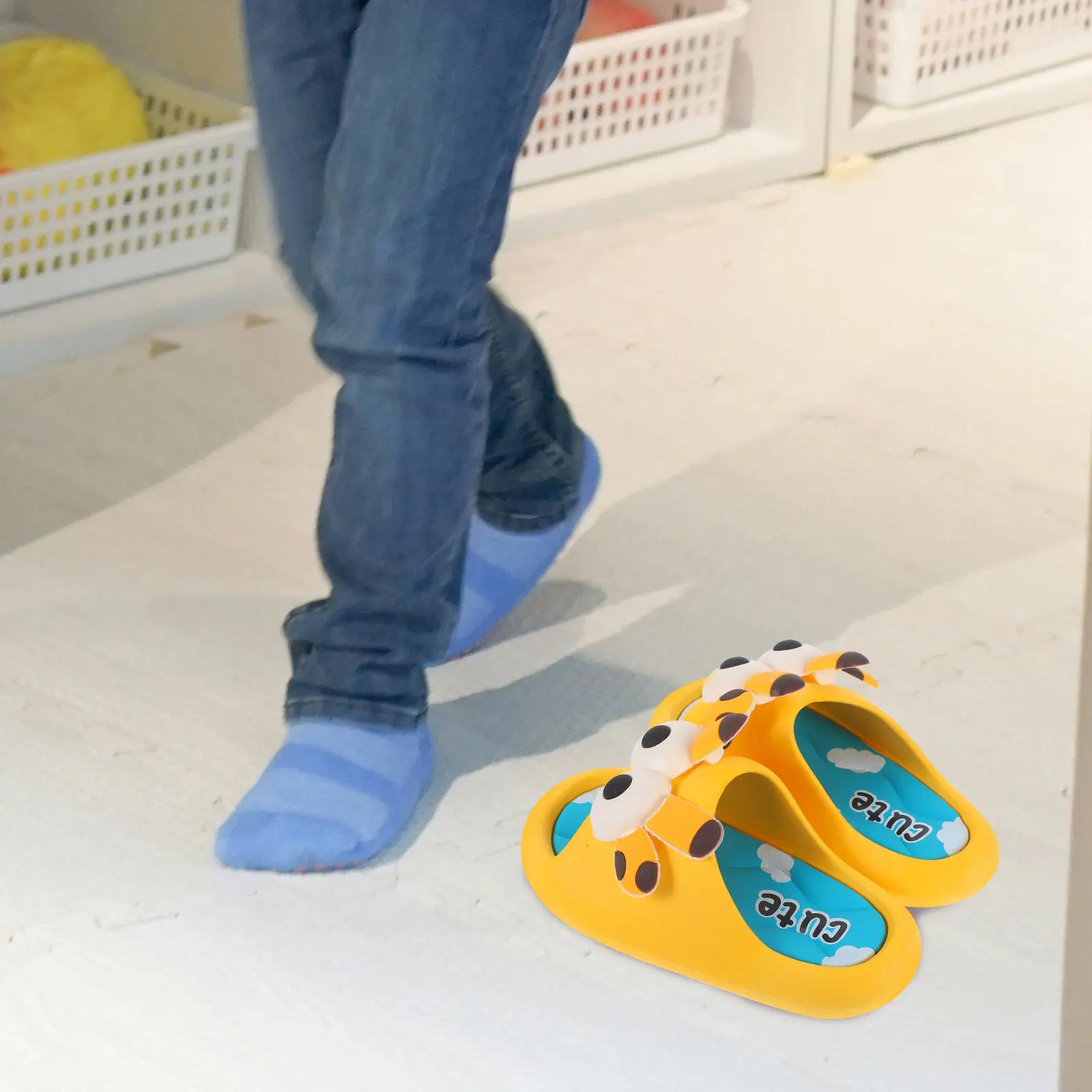 

1 Pair Children'S Slippers Non-Slip Soft Sole Summer Beach Bathroom Slippers For Toddler Boys Girls Size 30/31 Kids Slide