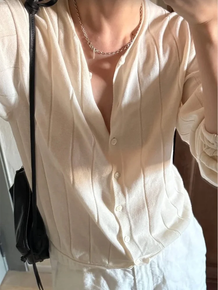 

Women's Knitted Slim Fit round Ne Open Cardigan Textured Casual Long Sve V-Ne Button up Sweater Commute Sle