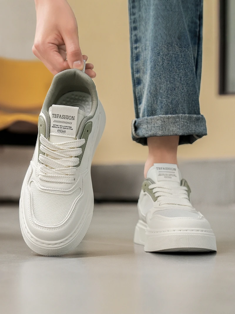 

Men's Low-Top Breathable Sports Shoes Summer 2026 Casual Korean Style Versatile Thick Bottom Trendy Sneakers