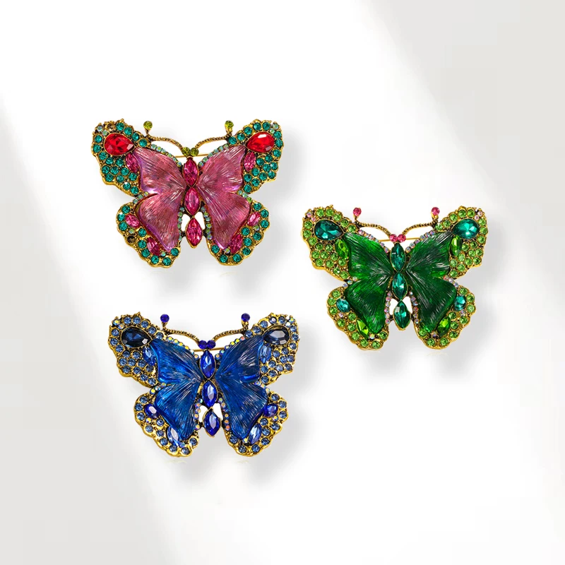 European and American cross-border fashion creative crystal butterfly brooch, women's pin DIY wholesale clothing brooch