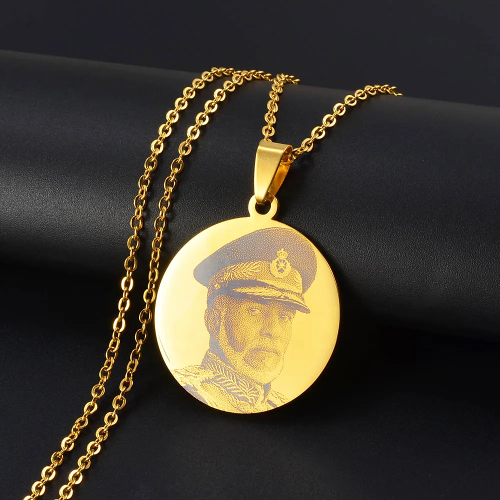 Anniyo Pendant Necklace of Sultan Qaboos Bin Said, Sultan of Oman Jewelry  #D0015