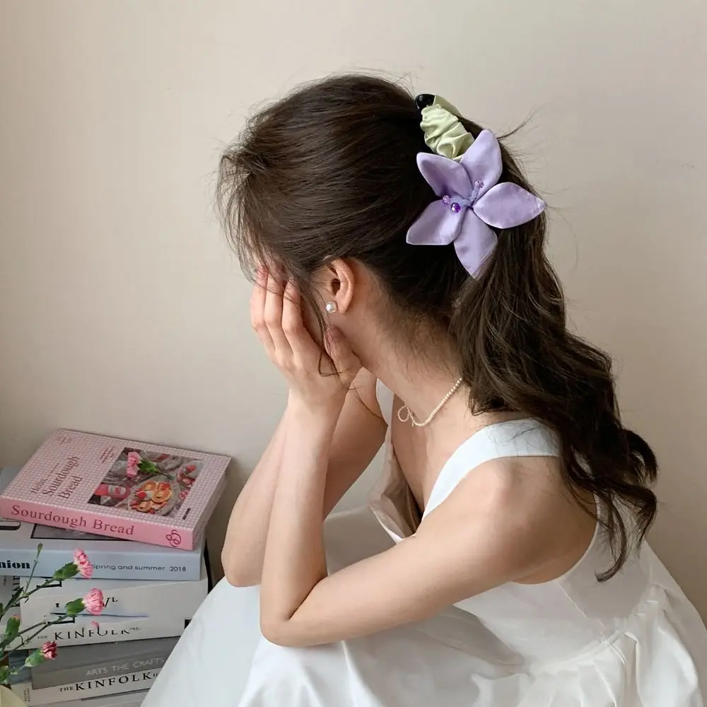 

Non-Slip Satin Banana Clip Fabric High Ponytail Flower Hair Clip Korean Style Hair Accessories Cloth Vertical Clip Girl