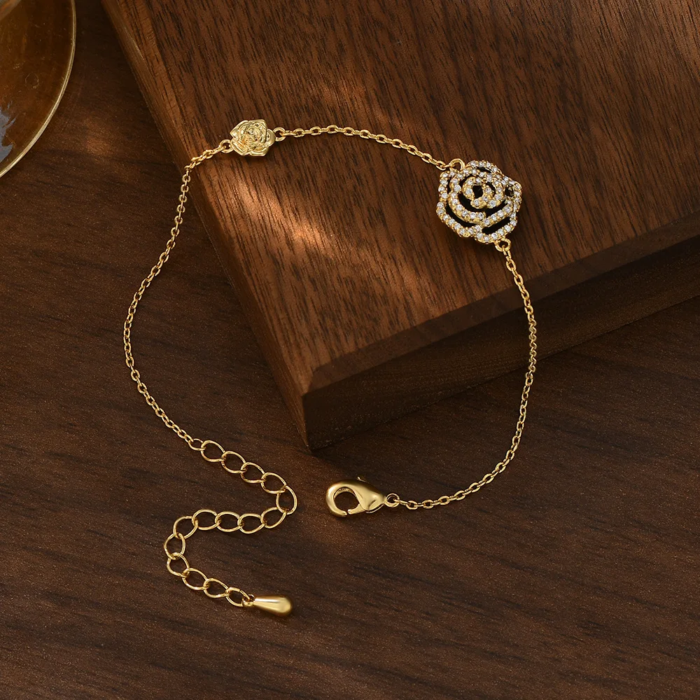 Genuine Gold Electroplated Zircon Inlaid Personalized High-end Feeling Drip Oil Enamel Rose Petal Bracelet for Women.