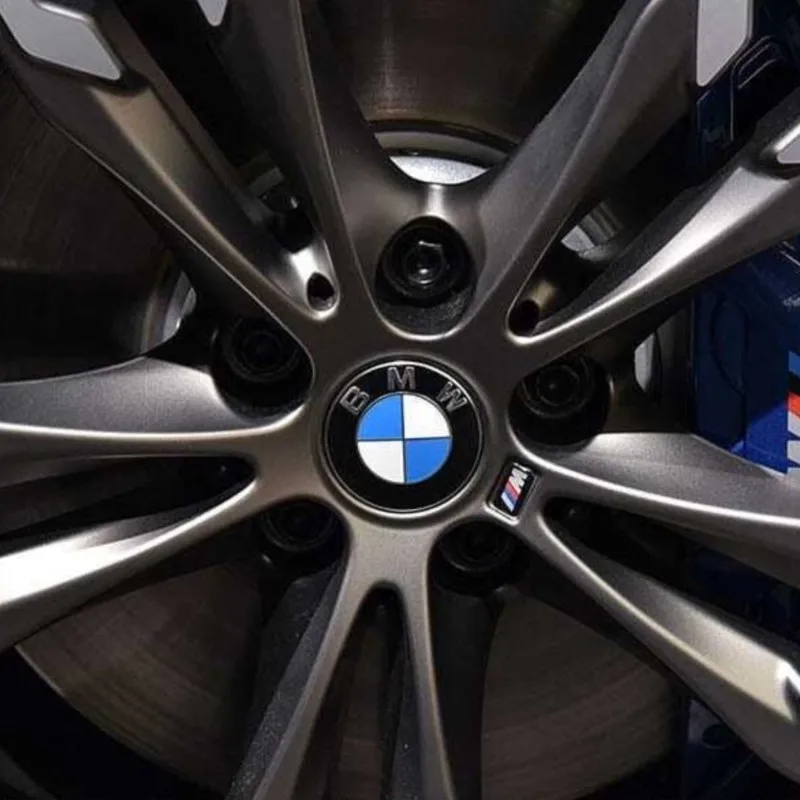 

4PCS 68MM 56MM Car Wheel Center Hub Cap Car Accessories For BMW E46 E39 E53 E65 E66 E90 G26 X3 X4 X5 G30/G31/G38 X1 X6 X7 F11 M3