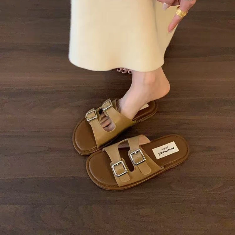 

High quality simple elegant Soft Bottom Women's Sandals 2025 New Summer Outdoor Style Flat Bottom Beach Slippers