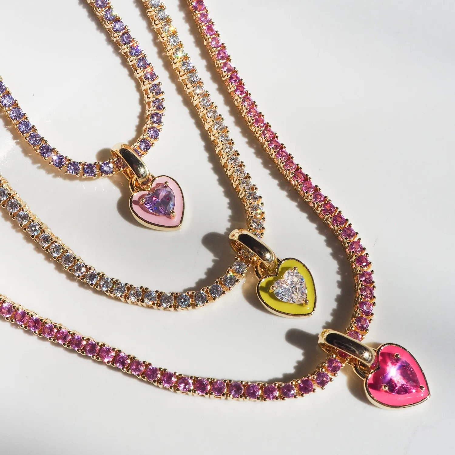 Collar de cadena de tenis con corazón de circonio y acero de titanio, gargantilla de diamantes de imitación de cristal verde esmaltado colorido, accesorios de joyería llamativos