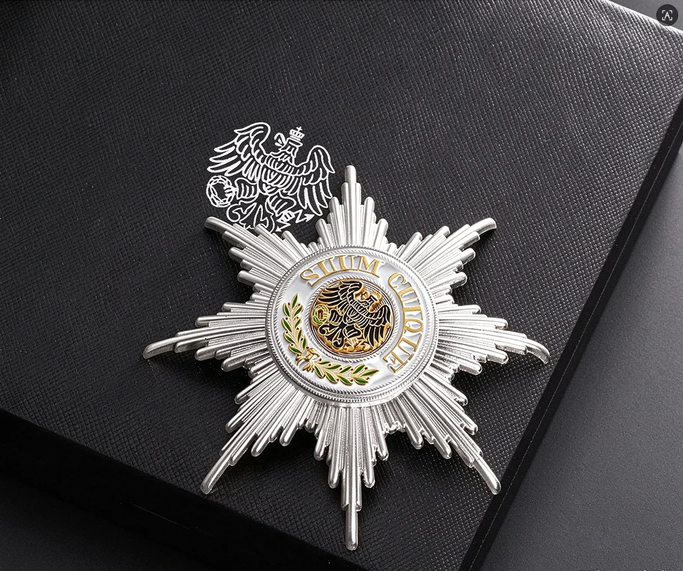 I Prussia Germany Badge Hohenzollern Black Eagle Order Star Medal with Box gifts military history fan badges