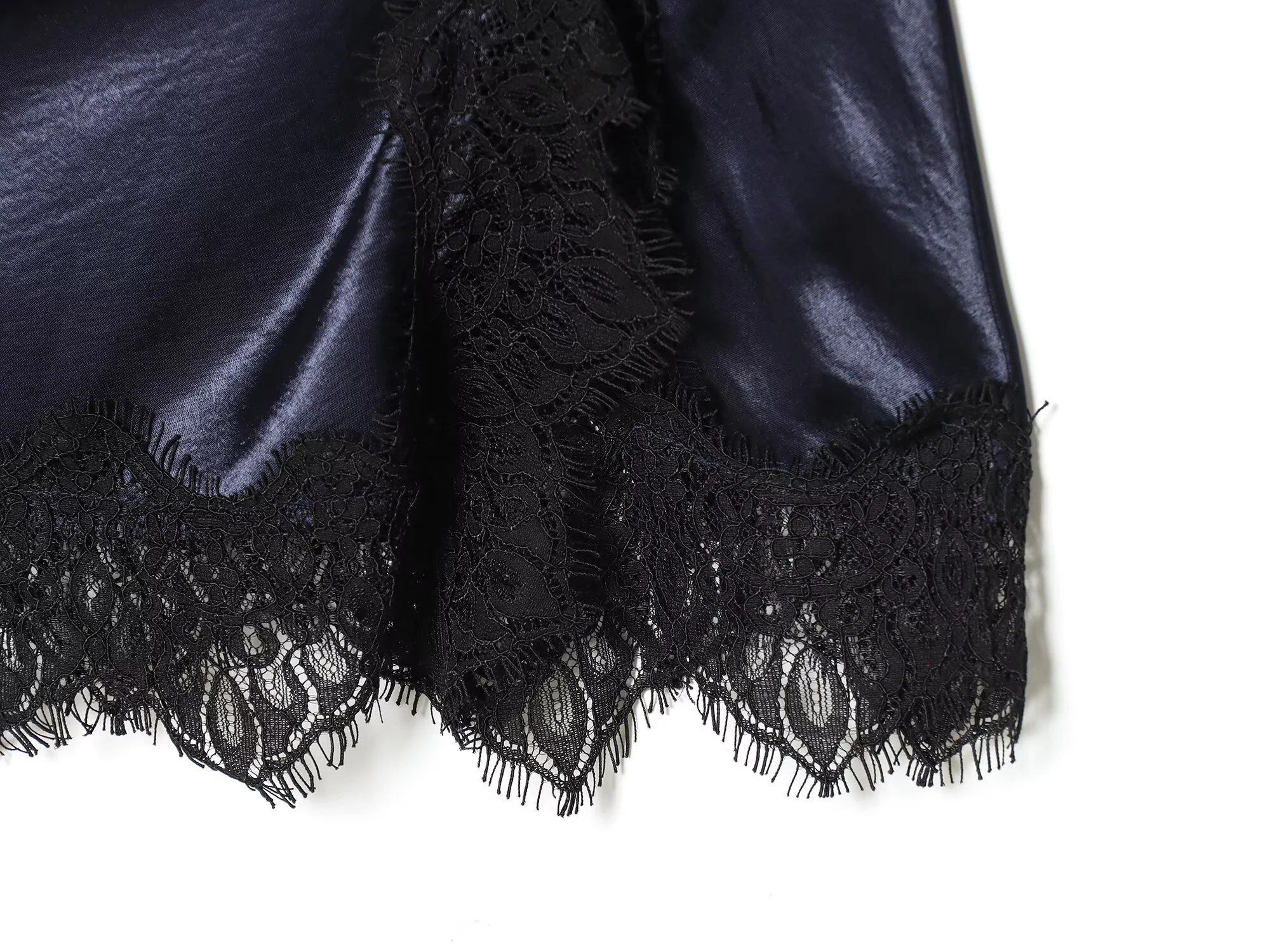 DEEABAE hiver femmes sexy col montant sans manches soie satin texture patchwork dentelle mini robe