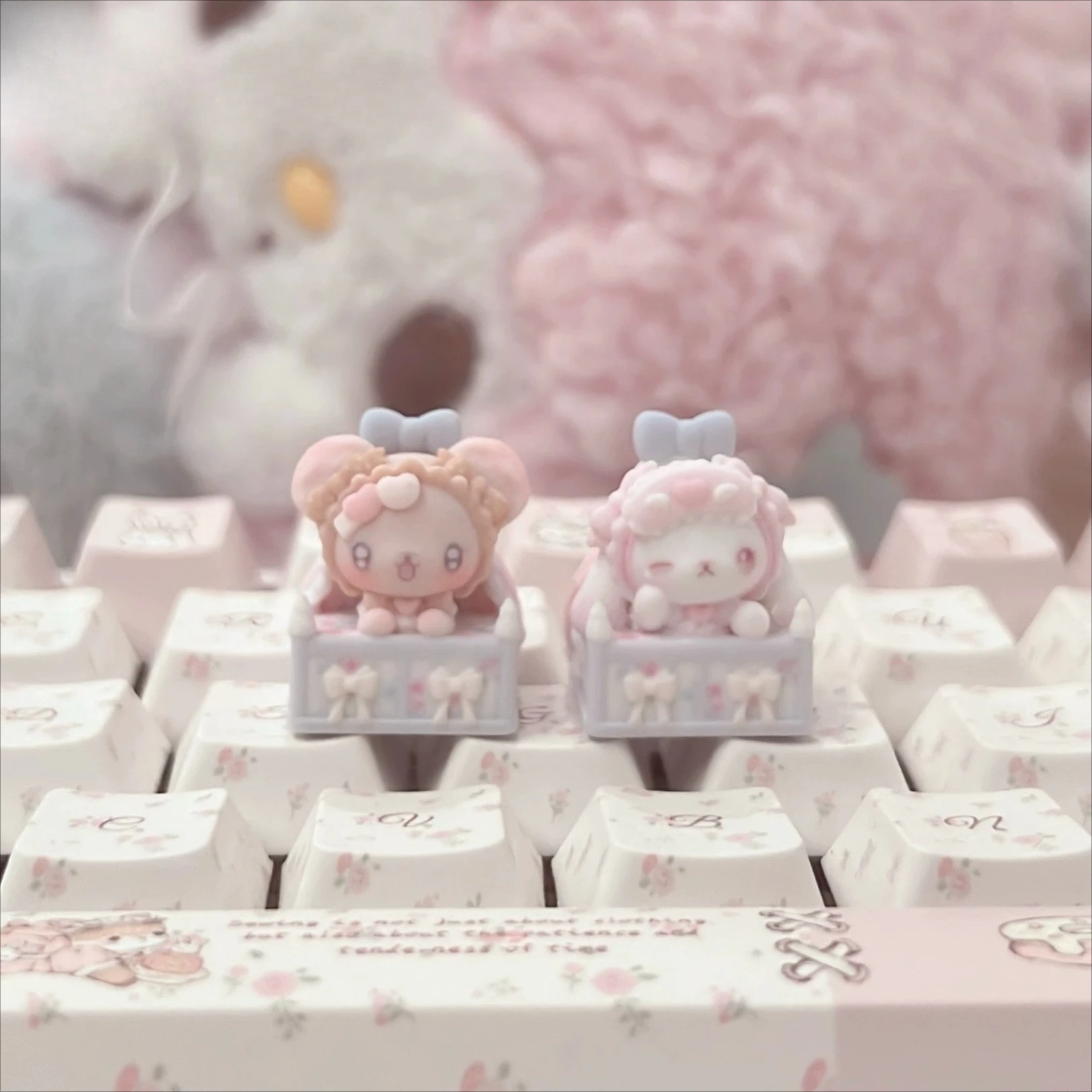 Niedliches Rosa Bären-Thema Tastenkappen-Set 3D Harz Maßgefertigte Original Handgemachte Tastenkappen für Mechanische Tastatur Zubehör DIY Geschenk