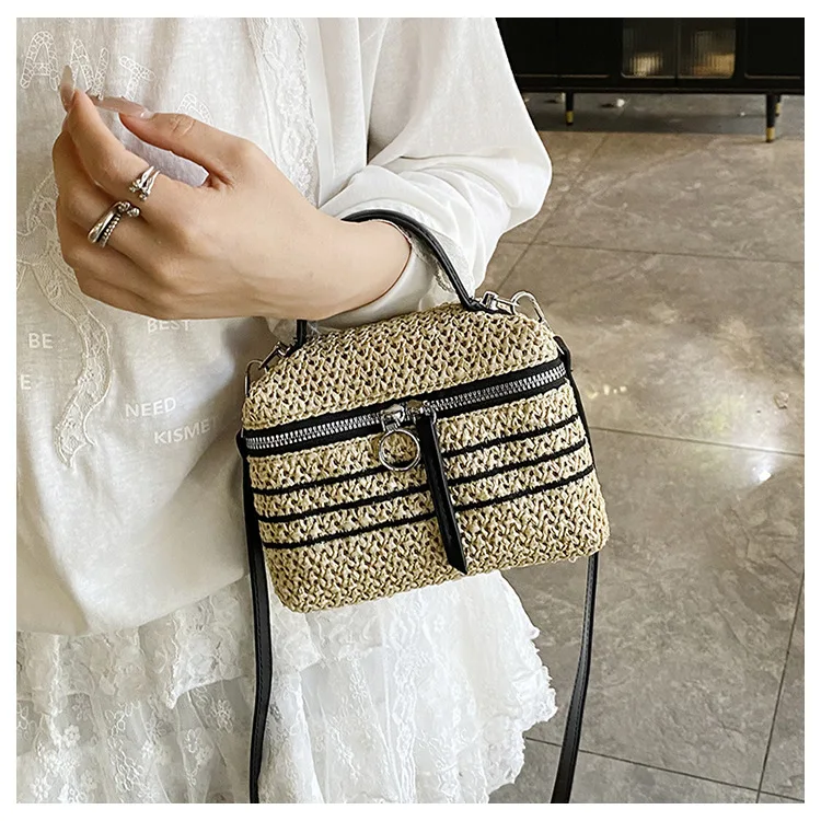 

2025 popular new fashion straw bag vacation style seaside woven small square bag niche women's messenger bag