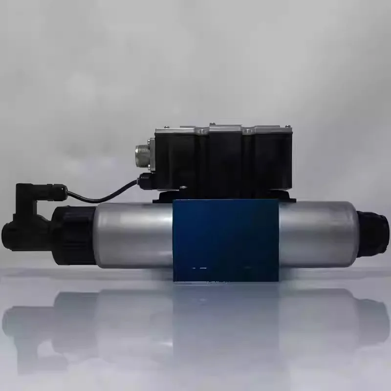 R900927230 Proportional directional valve 4WREE10E75-2X/G24K31/A1V