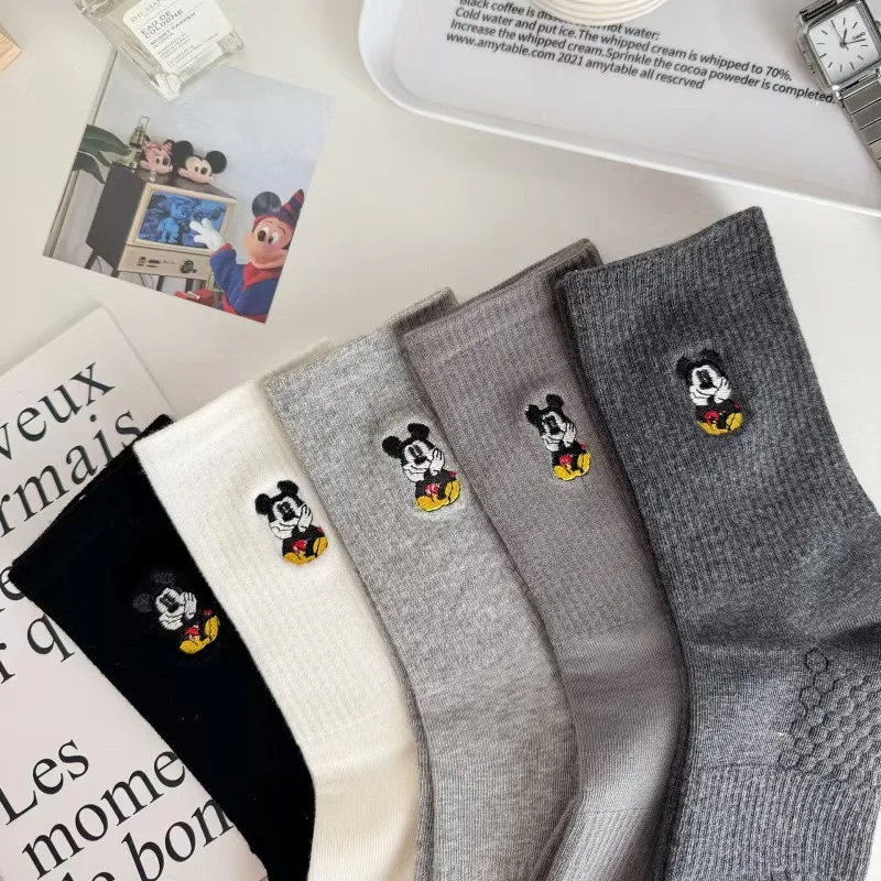 5 pares de calcetines largos u - Embroidery On Socks reseña y precio