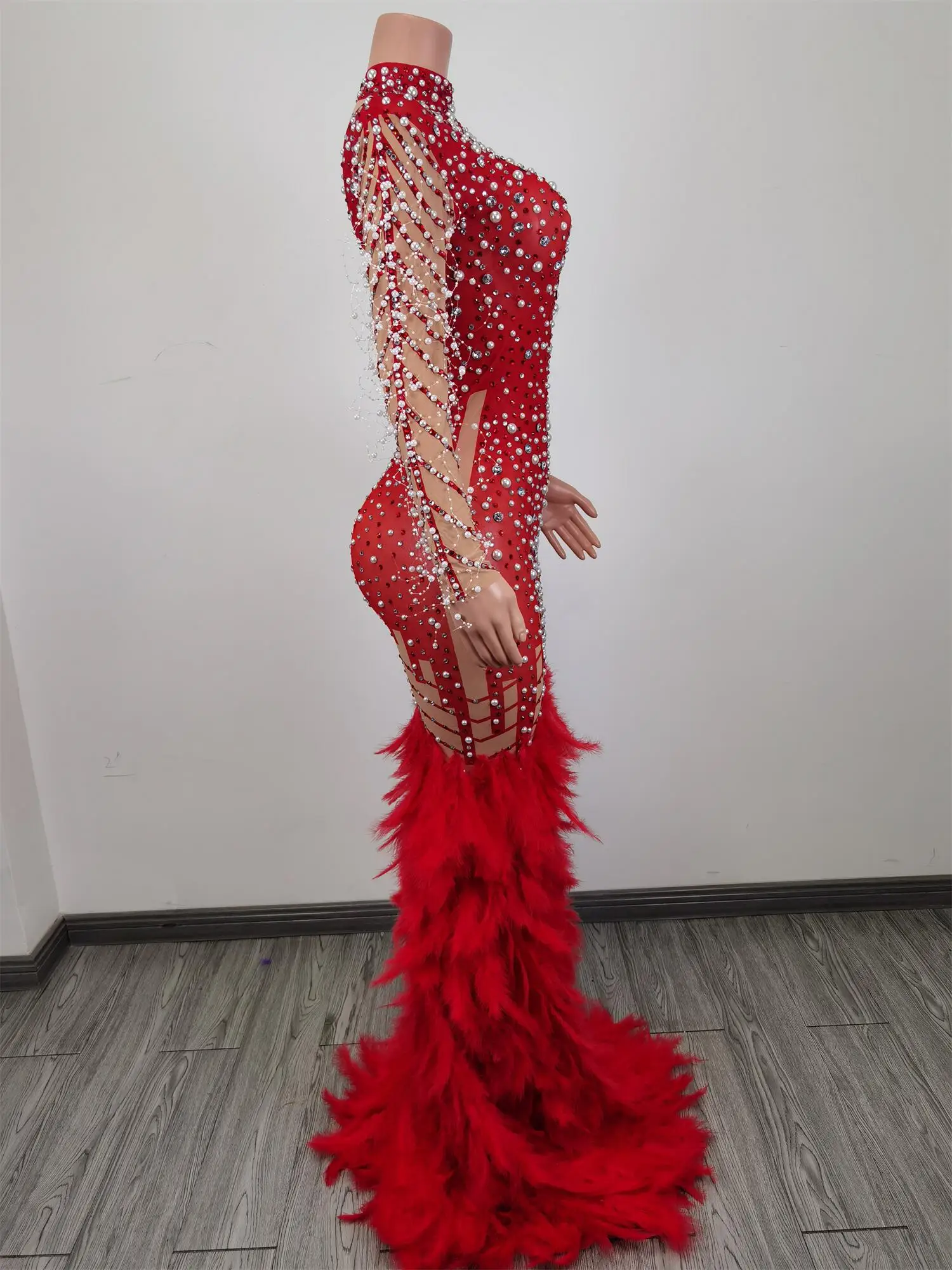 

Women Birthday Party Prom Gown Evening Celebrate Trailing Dresses Feather Pearl Floor Length Singer Show Costume Liantiyumao