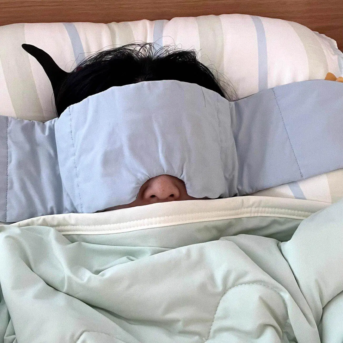 gravity-assisted-sleep-eye-mask-light-blocking-blindfold-deep-sleep-eye-pillow-comfortable-soft-material-home-daily-use