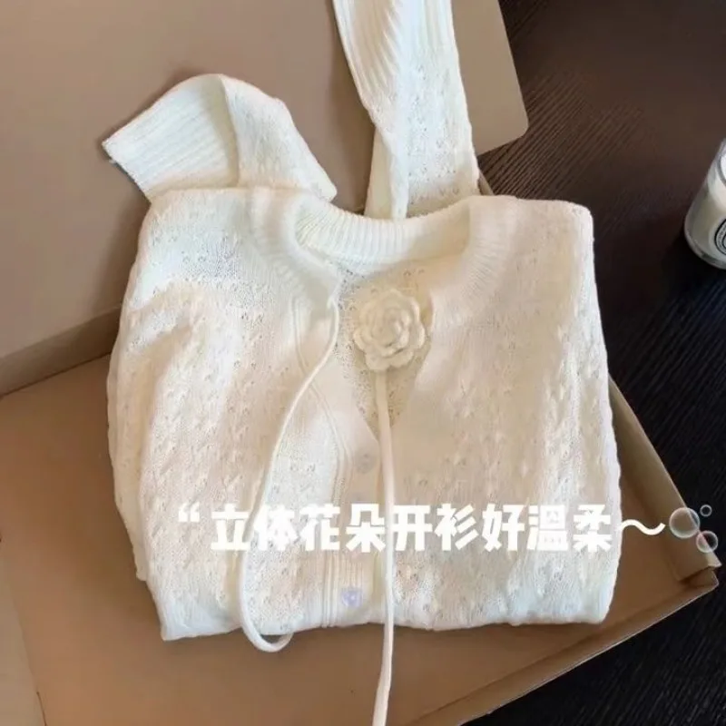 

Нежный стильный трехмерный цветочный кружевной кардиган с круглым вырезом, полый вязаный кардиган для женщин, милые осенние и зимние топы