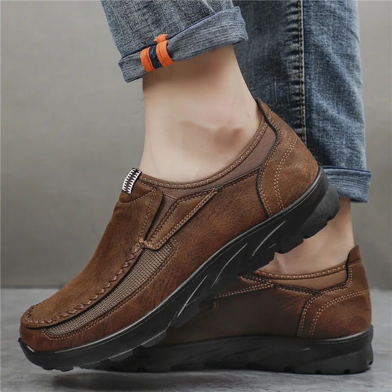 Leather Men Casual Shoes Lightweight Man Loafers Breathable Walking Running Shoes Fashion Slip on Comfortable Male Driving Shoes