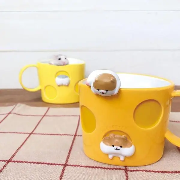 

Кружка Decole e Hamster: кофейная чашка, чашка для завтрака, чашка для молока, с подвесной ложкой в виде хомяка, мягкая, милая, из серии Healing, кружка Cerc для отдыха.