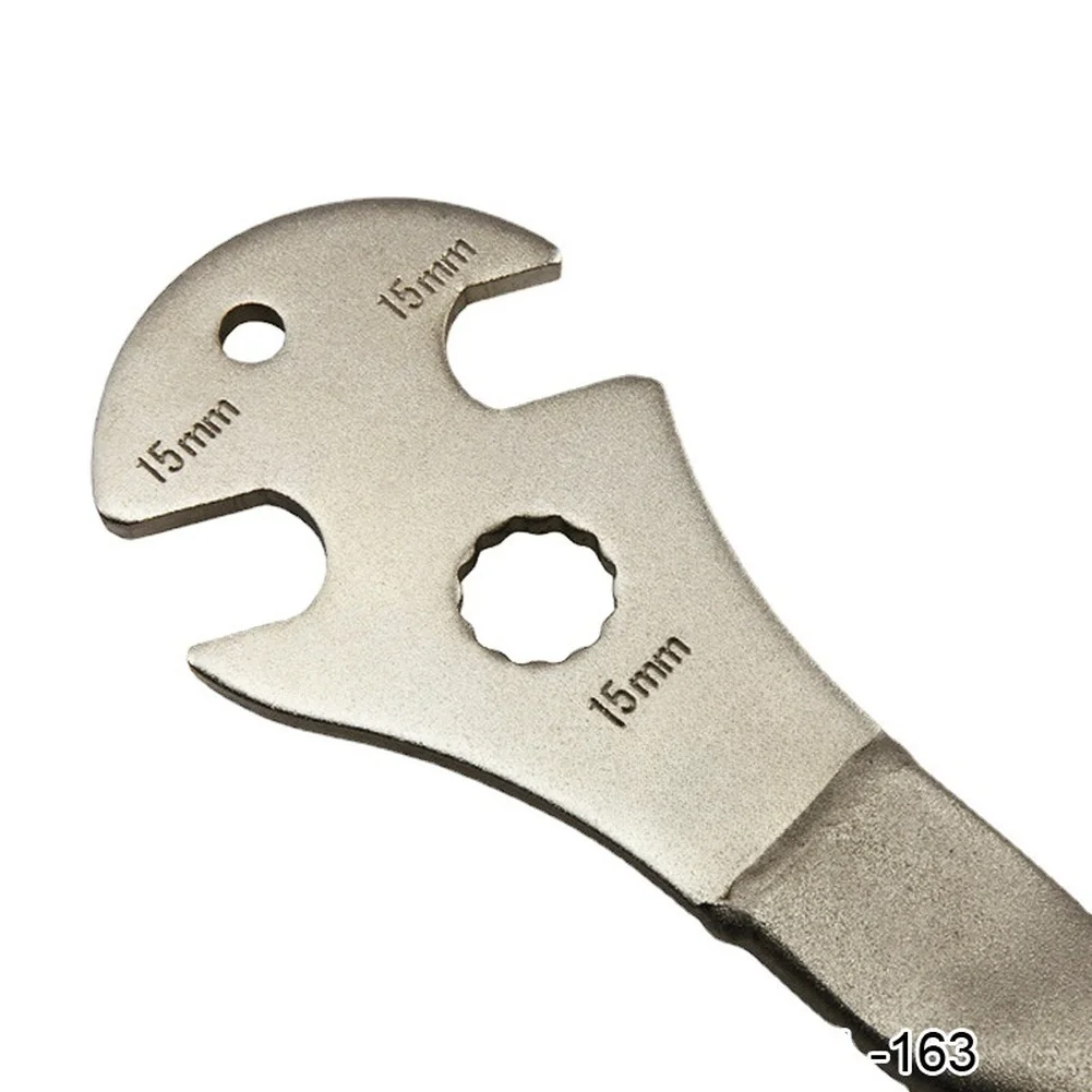 YC-163 Alloy Steel Foot Operated Wrench for 15mm Bike Pedals Featuring Extended Handle Design for Enhanced Leverage and Control