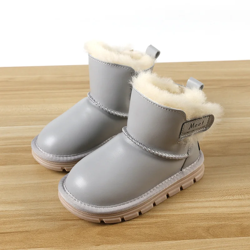 Winter New Children\'s Bright Leather Snow Boots Children\'s Boots Thickened Sheepskin Fur One Children\'s Shoes