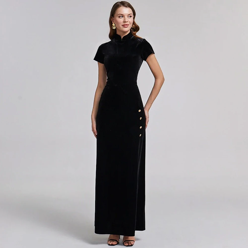 

Simple Black Velvet Customized Evening Dresses High Collar Short Sleeves Homecoming Dresses Side Slit Formal Occasion Gowns