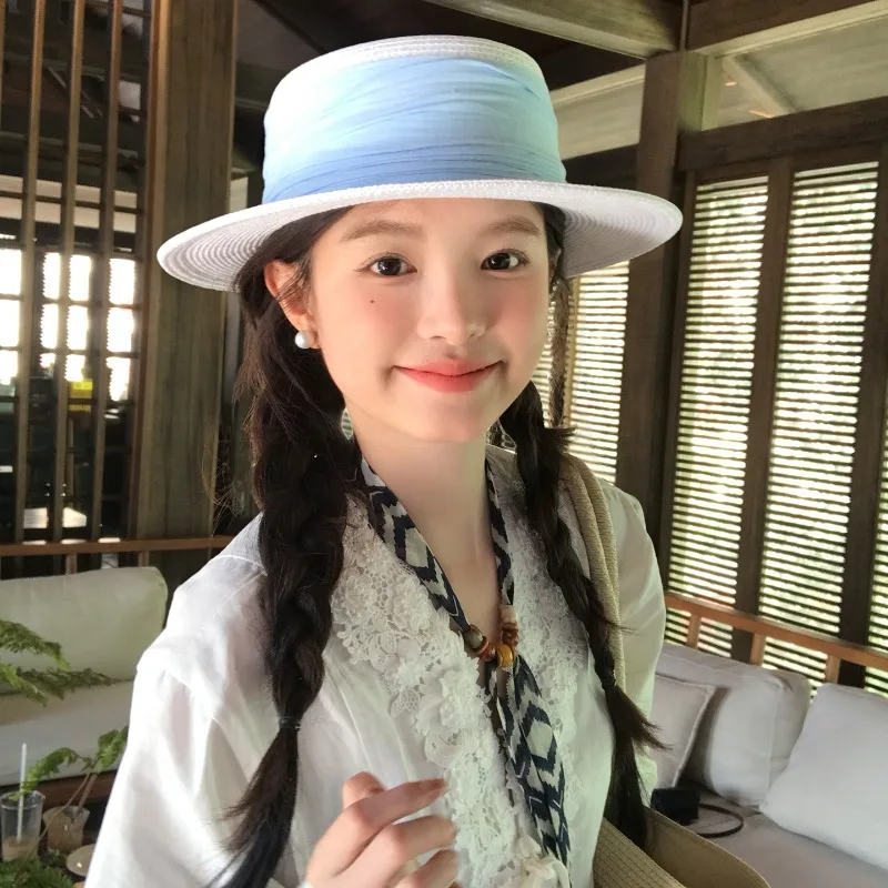 Women's Flat Top Sun Hat Beach Vacation UV Protection Elegant Hepburn Style Straw Hat Summer Resort Accessory