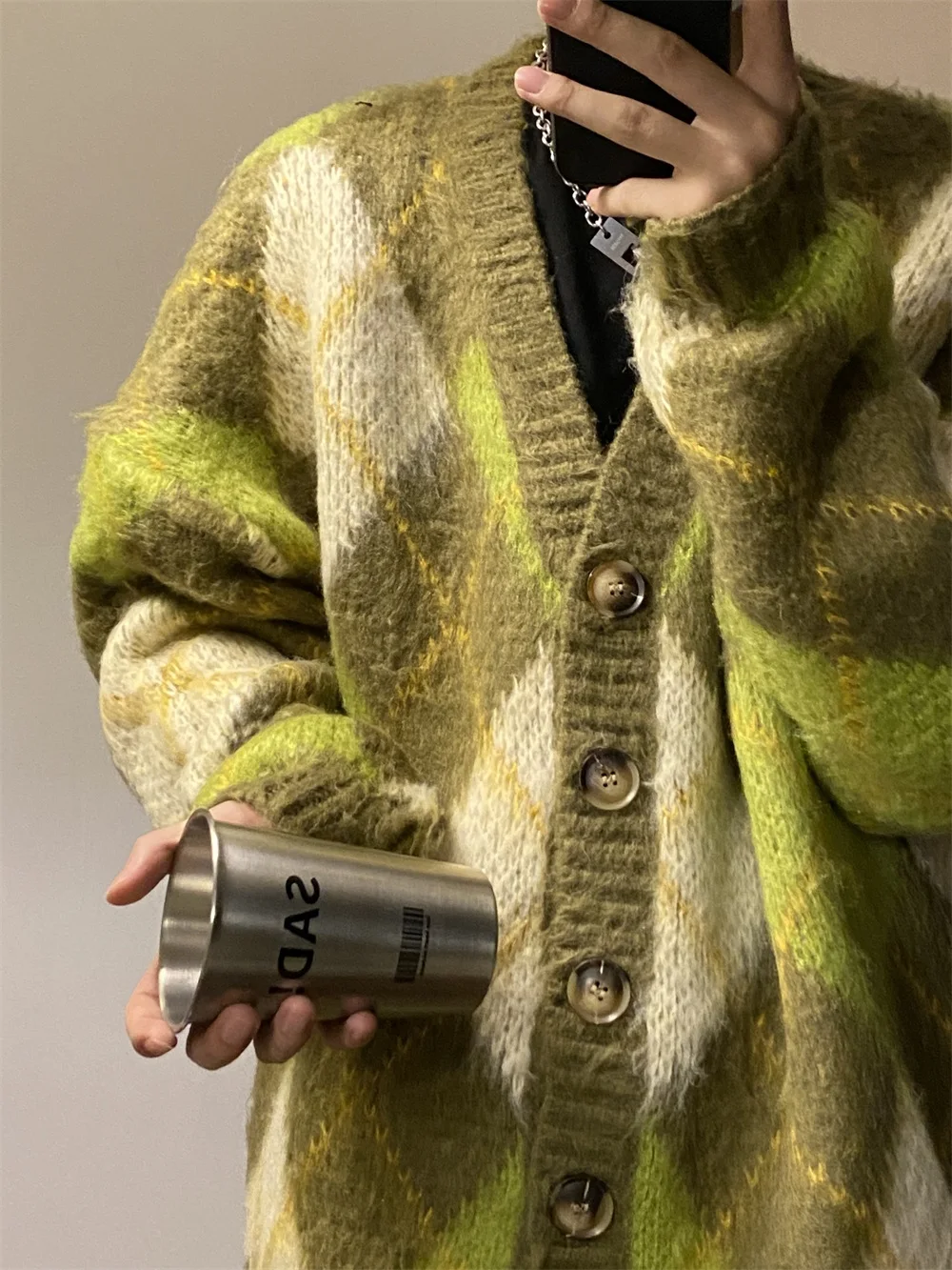 

Retro Diamond id Knitted Sweater Men's Casual Loose Sle V-Ne Long Sve Coat Thiened Winter Faion Youth Energy