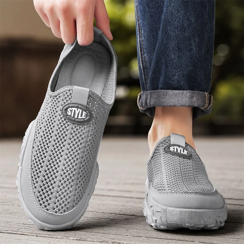 

Men's Summer Breathable Driving Slip-On Sports Casual Shoes Soft Bottom One-Touch Mesh Upper Footwear for Young Men