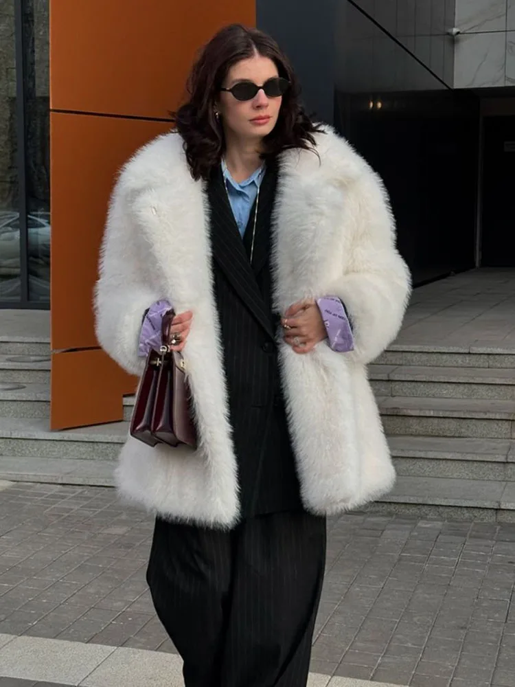 ZADORIN Nieuw in jassen en jacks Dames Overzise Lange pluizige witte nepbontjas Dameskleding Trend Revers Harige namaakbontjas