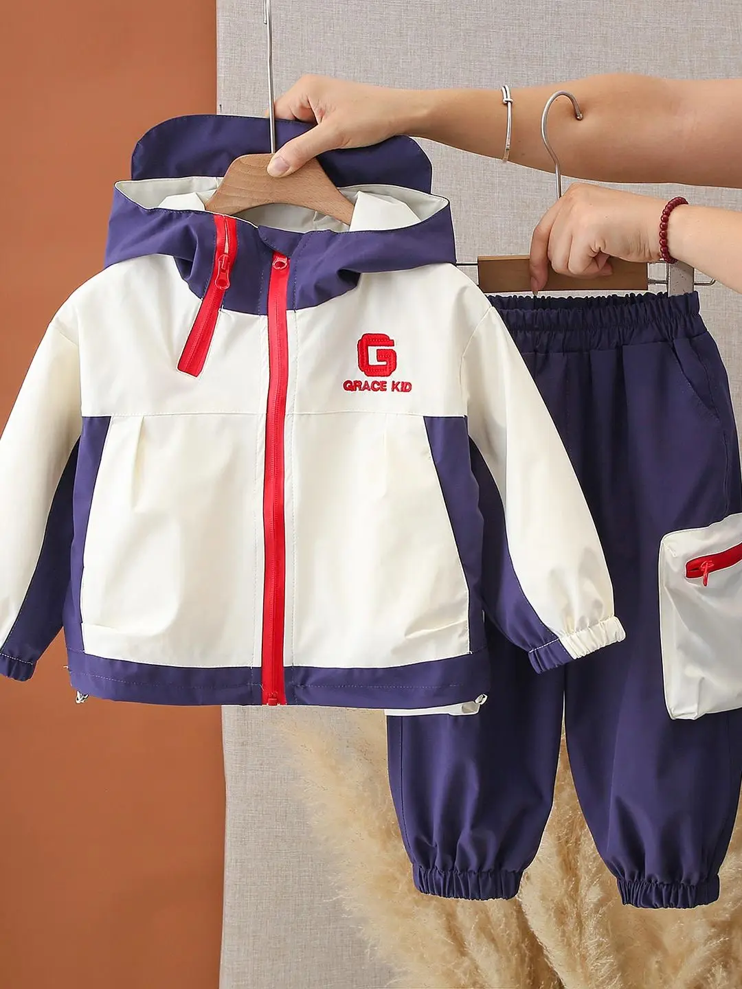 

Весенне-осенняя ветровка Jaet для мальчиков, повседневный спортивный комплект, футболка с длинными штанами для подростков и длинные штаны, рабочая одежда, детская...