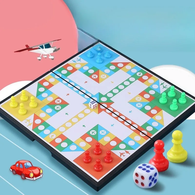 

Портативная магнитная настольная игра Лудо – складной набор для игры в летающие шахматы с футляром для хранения, для путешествий, студентов и всей семьи