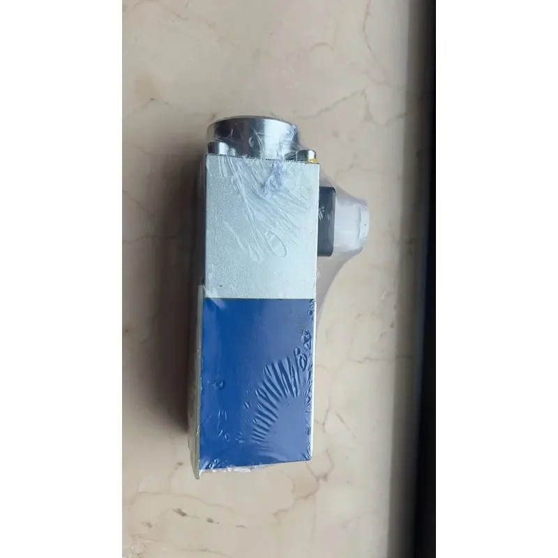 Proportional Relief Valve 0811402013 Regulates Pressure of Molding Hydraulic Systems 0811402017