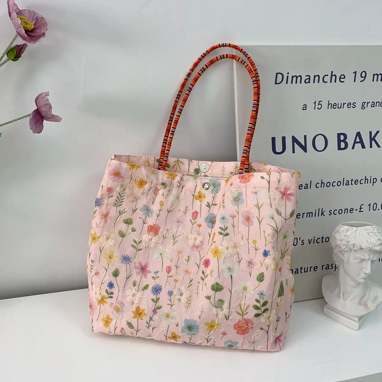 New Korean Style Floral Embroidery Fashionable Canvas Bag Versatile Commuting Women's Handbag Artistic Style Lunch Box Bag