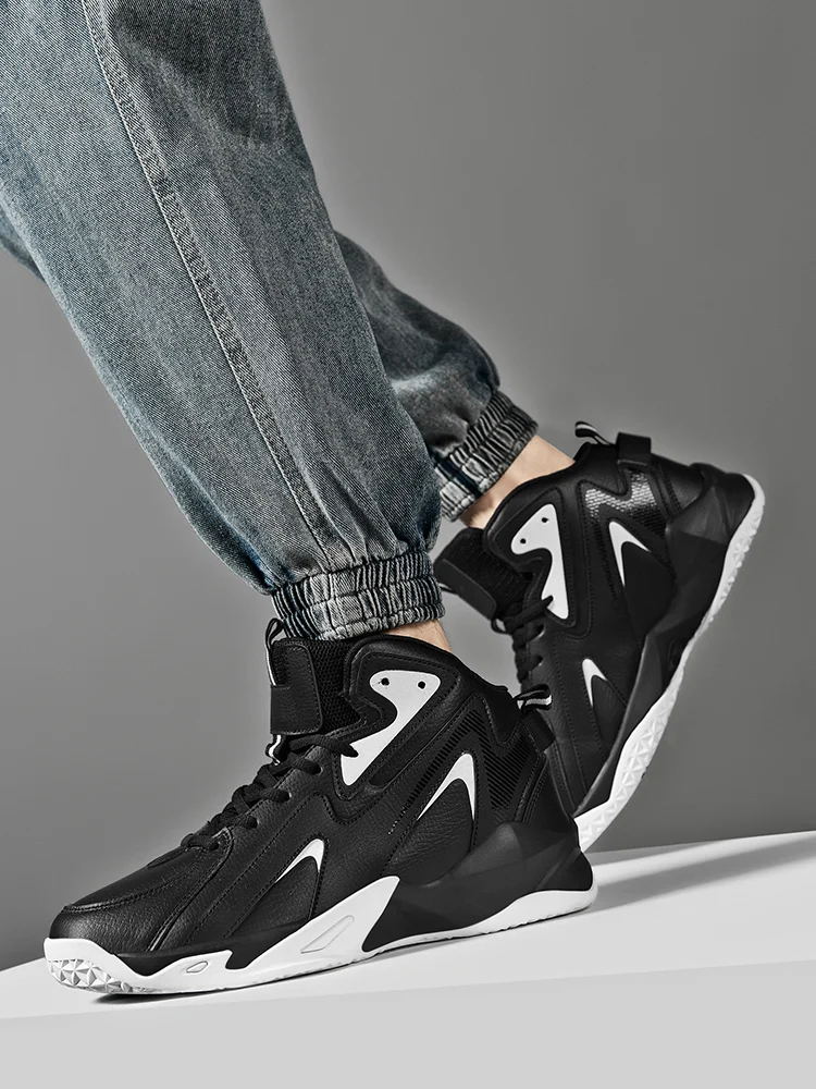 New Hot Sale Unisex Sports Wear-resistant Professional Training Ground Basketball Shoes Soft Sole Running Shoes Very Good