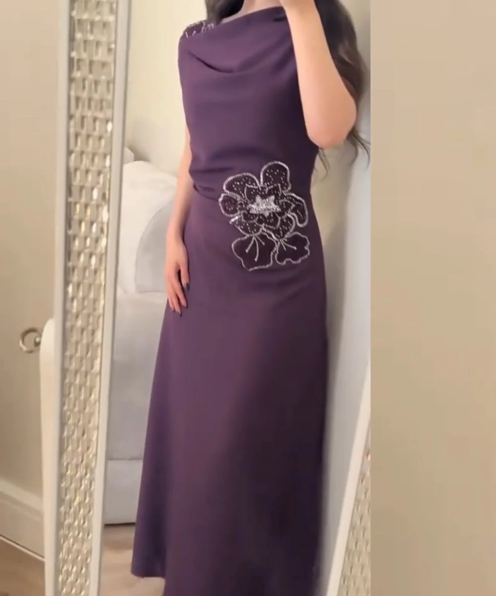 

Элегантные вечерние платья на заказ: простые, с плиссировкой, пайетками, цветочным декором, А-силуэта, с вырезом-лодочкой, длинные, для особых случаев