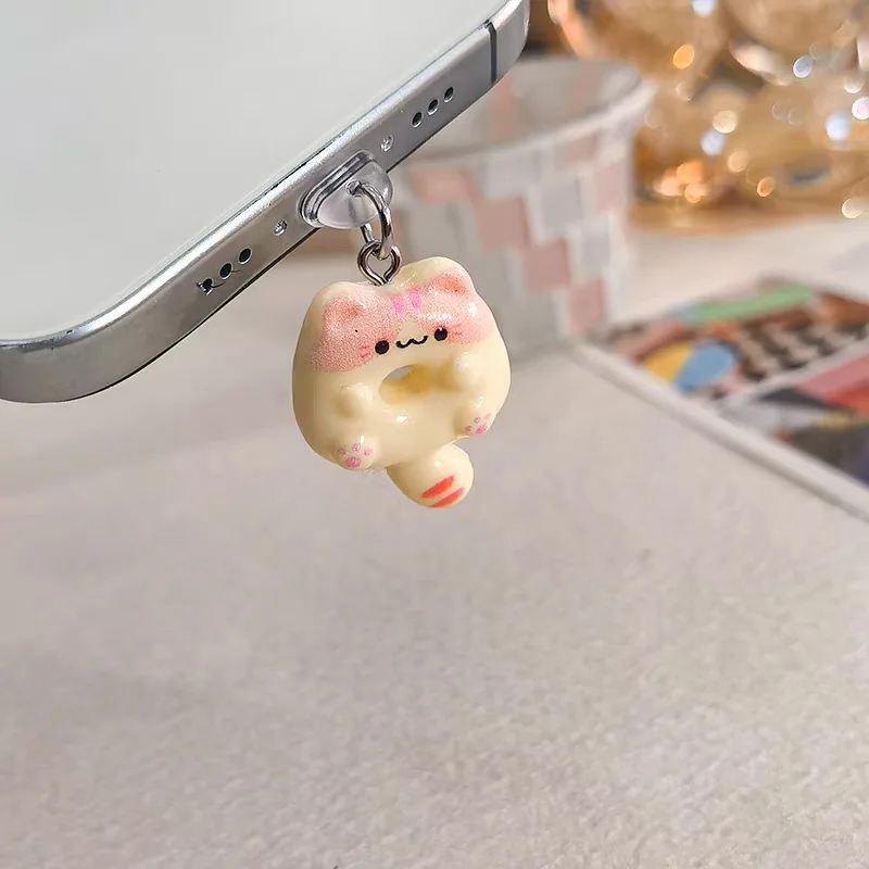 لطيف هريرة الغبار التوصيل الجدة الهاتف الغبار التوصيل شحن ميناء الغبار قلادة Diy بها بنفسك الراتنج قلادة هاتف للهاتف الديكور آيفون